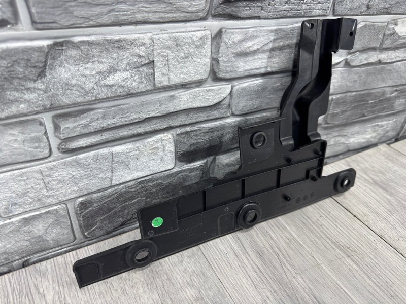 Накладка крыла, 1000 рублей, Москва