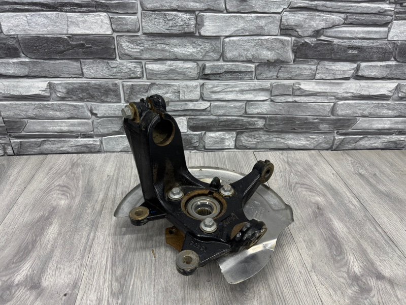 Кулак поворотный, 14000 рублей, Москва