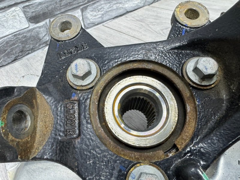 Кулак поворотный, 14000 рублей, Москва