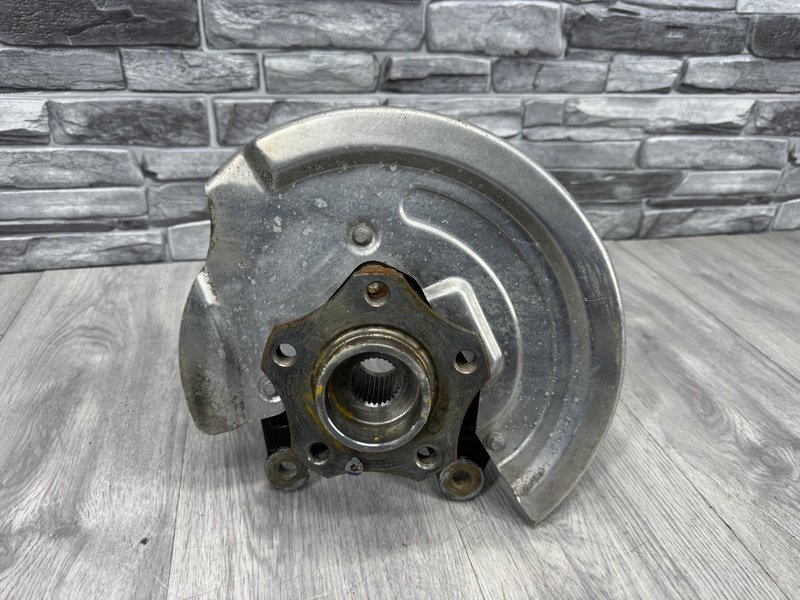 Кулак поворотный, 14000 рублей, Москва