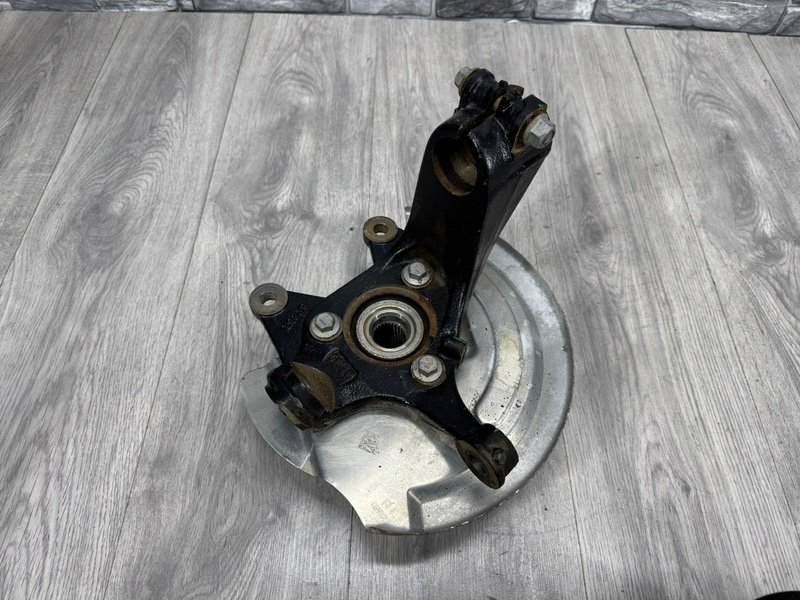 Кулак поворотный, 14000 рублей, Москва