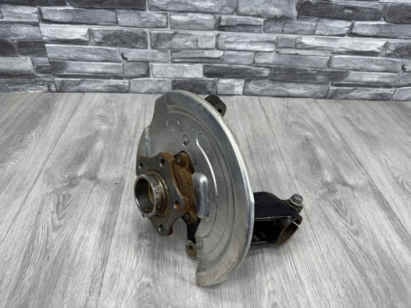 Кулак поворотный, 14000 рублей, Москва