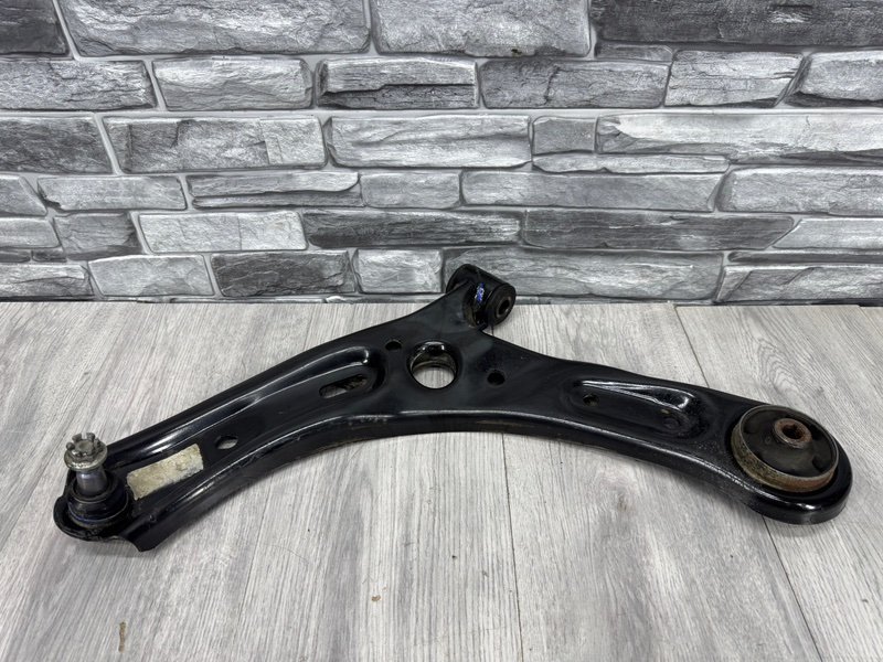 Рычаг передний левый, 8000 рублей, Москва