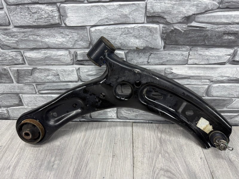 Рычаг передний правый, 8000 рублей, Москва