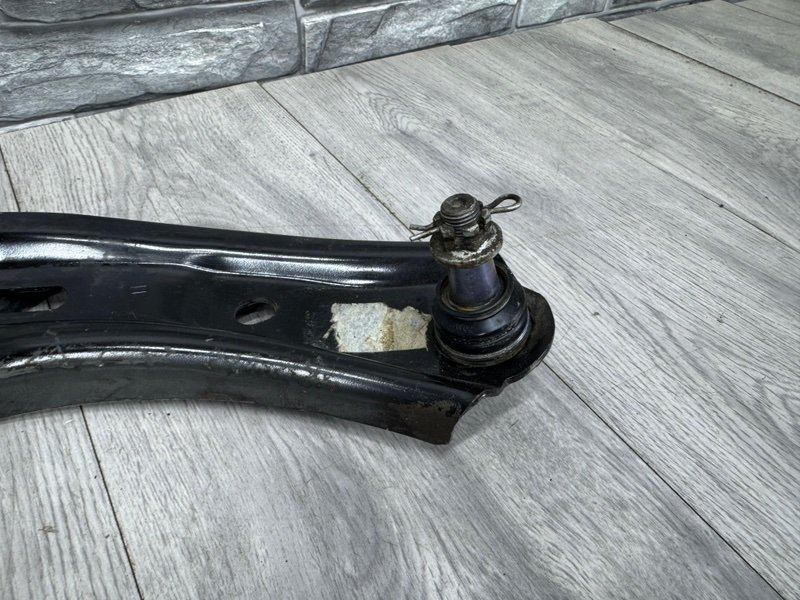 Рычаг передний правый, 8000 рублей, Москва