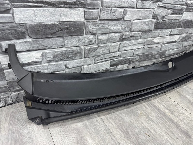 Планка под лобовое стекло, 1000 рублей, Москва