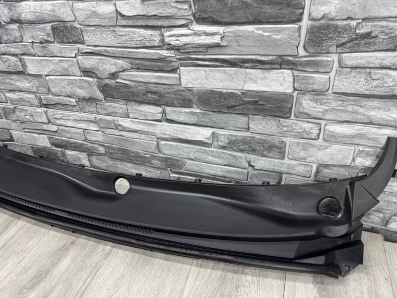 Планка под лобовое стекло, 1000 рублей, Москва