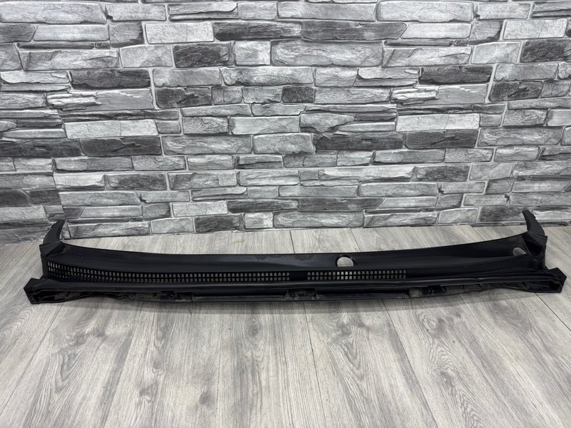 Планка под лобовое стекло, 1000 рублей, Москва