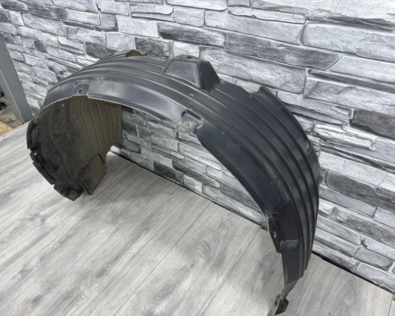 Подкрылок, 4000 рублей, Москва