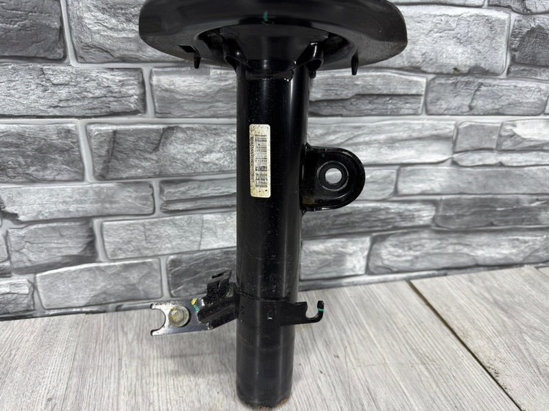 Амортизатор передний, 15000 рублей, Москва