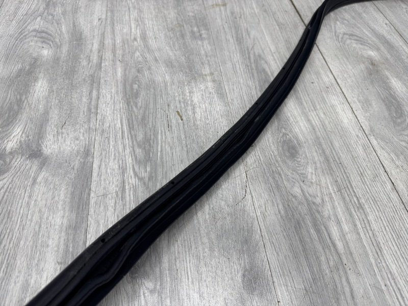 Уплотнительная резинка боковой двери, Москва