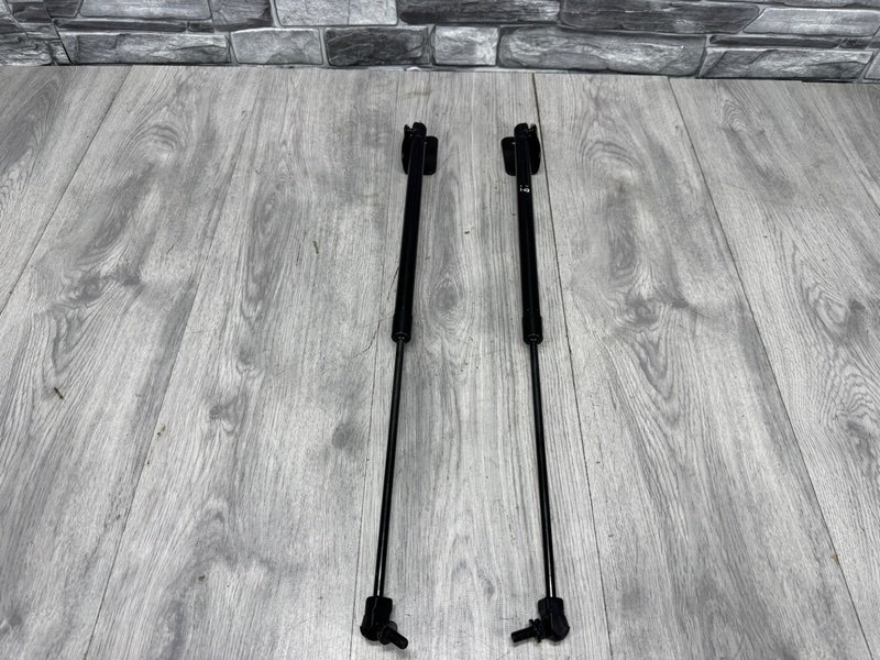 Амортизатор двери багажника, 2000 рублей, Москва