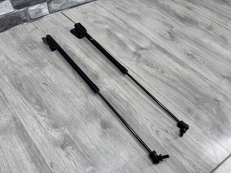 Амортизатор двери багажника, 2000 рублей, Москва