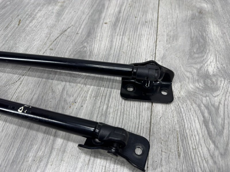 Амортизатор двери багажника, 2000 рублей, Москва