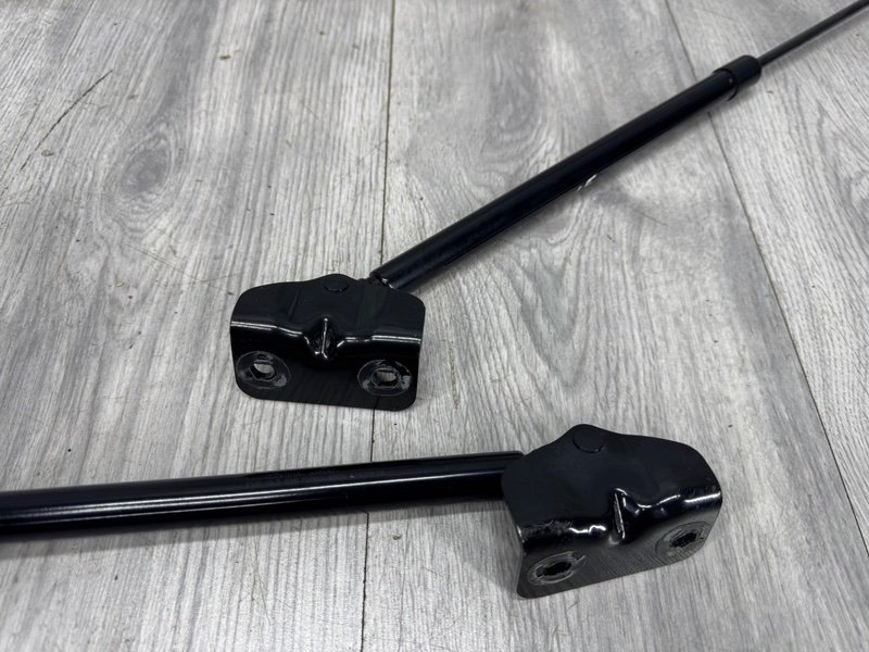 Амортизатор двери багажника, 2000 рублей, Москва