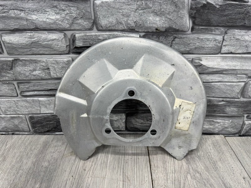 Пыльник тормозного диска, 1000 рублей, Москва