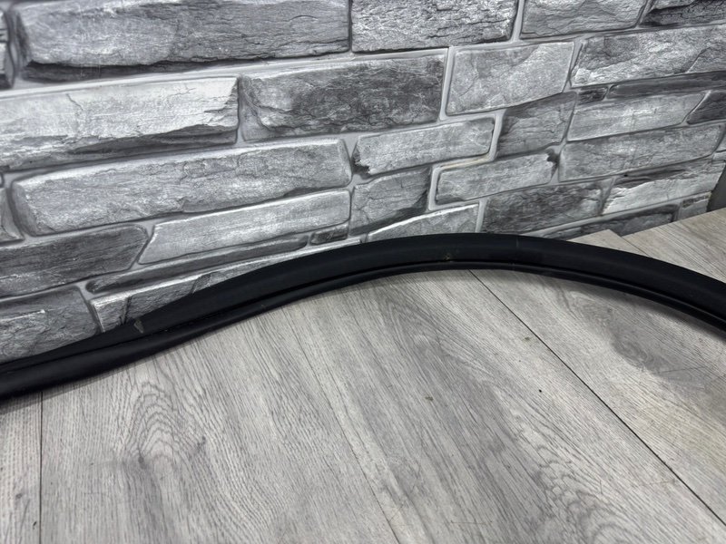 Уплотнительная резинка боковой двери, Москва