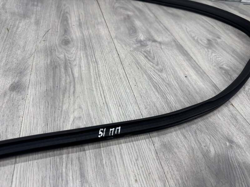 Уплотнительная резинка боковой двери, Москва