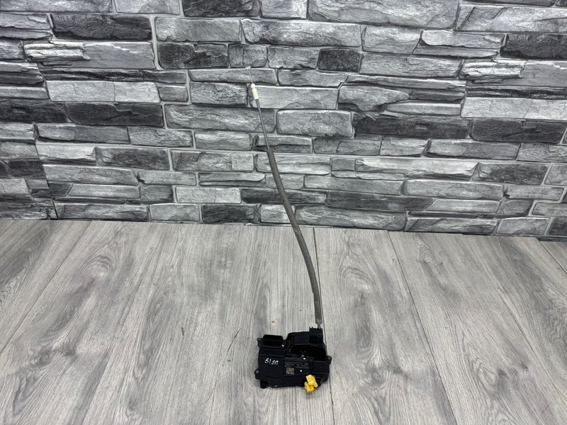 Замок двери задней правой, 2500 рублей, Москва