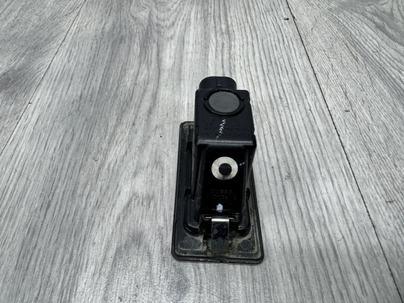 Фонарь подсветки номера, 1000 рублей, Москва