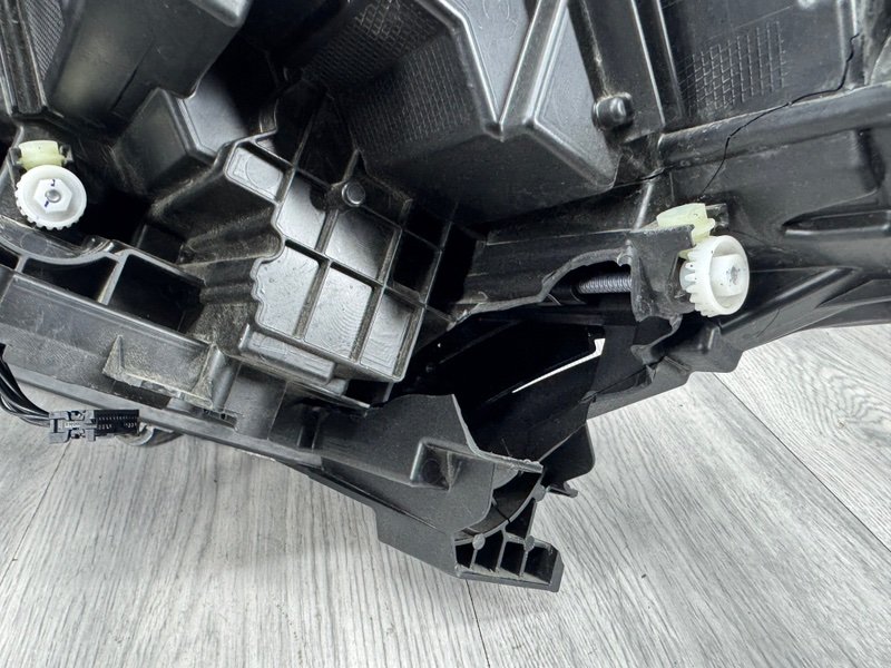 Фара правая, 5000 рублей, Москва