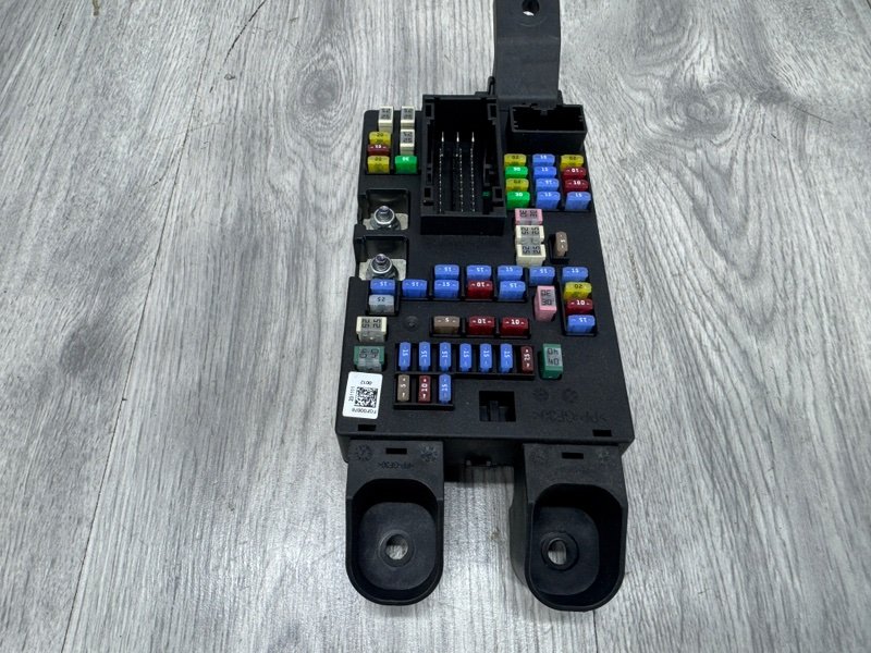 Блок предохранителей салонный, 5000 рублей, Москва