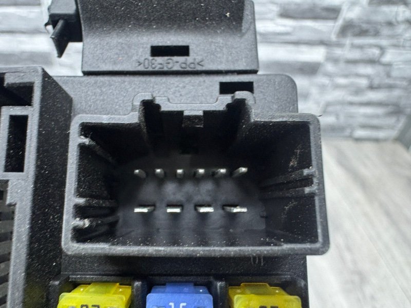 Блок предохранителей салонный, 5000 рублей, Москва