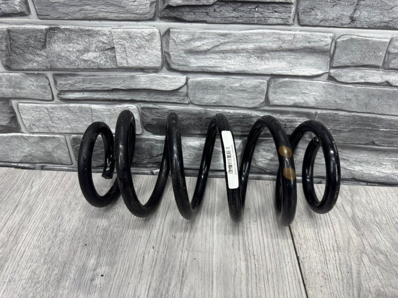 Пружина задняя, 2000 рублей, Москва