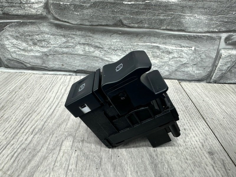 Кнопка стояночного тормоза, 1500 рублей, Москва