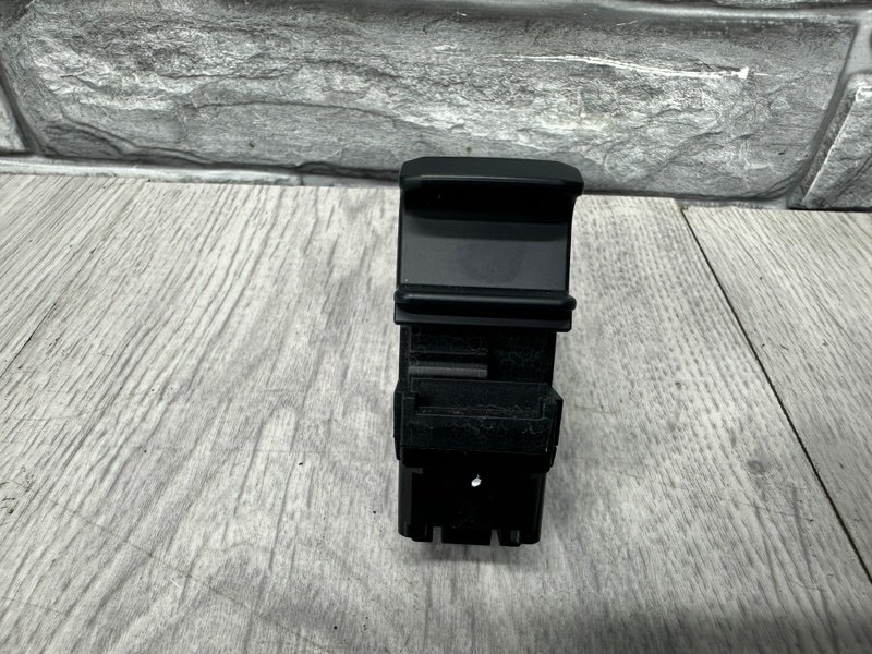 Кнопка стояночного тормоза, 1500 рублей, Москва