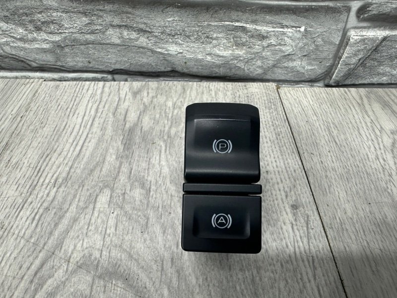 Кнопка стояночного тормоза, 1500 рублей, Москва