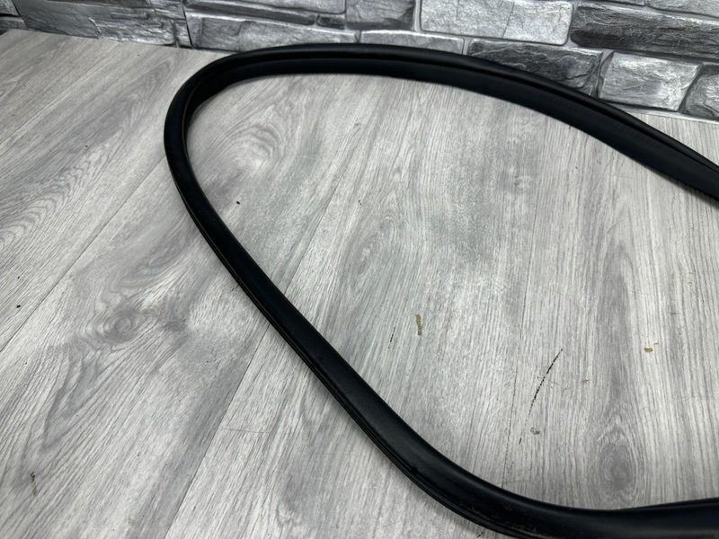 Уплотнительная резинка боковой двери, Москва