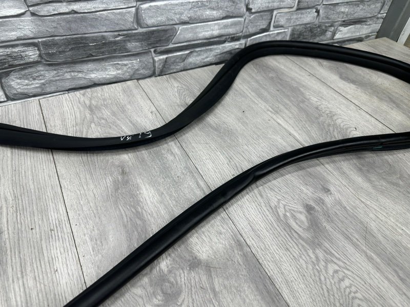 Уплотнительная резинка боковой двери, Москва