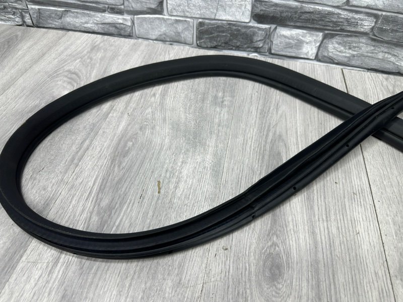 Уплотнительная резинка боковой двери, Москва