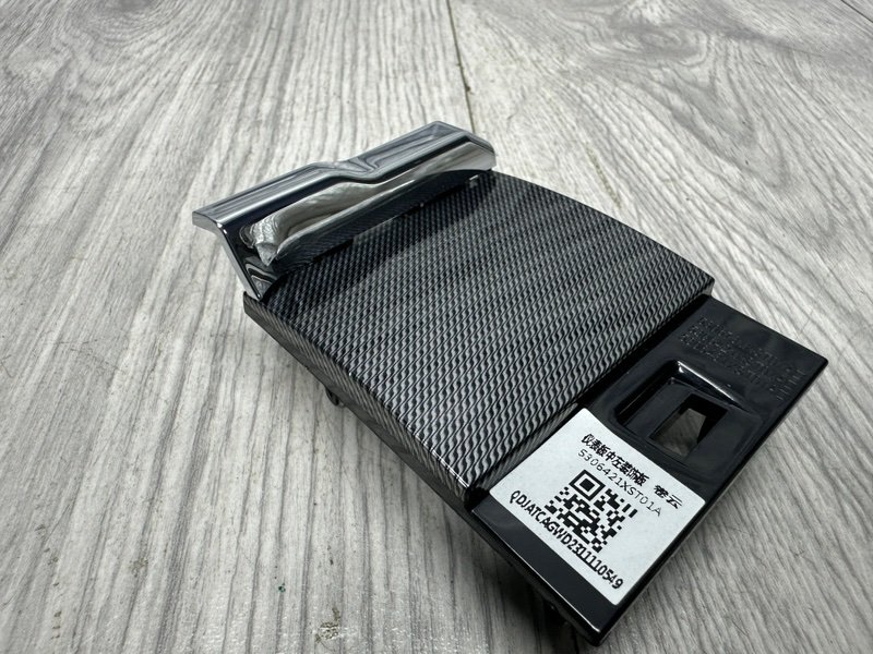 Накладка декоративная, 2000 рублей, Москва