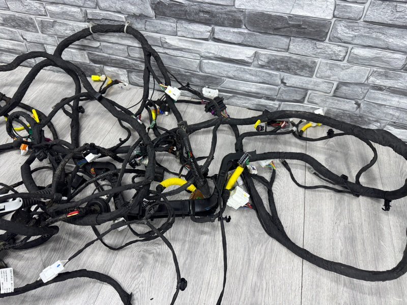 Проводка коса, Москва