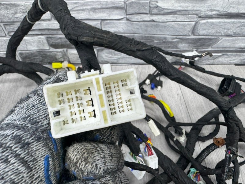 Проводка коса, Москва