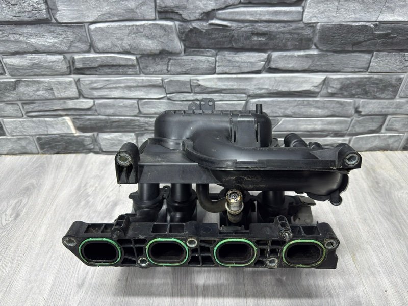 Коллектор впускной, 2600 рублей, Москва