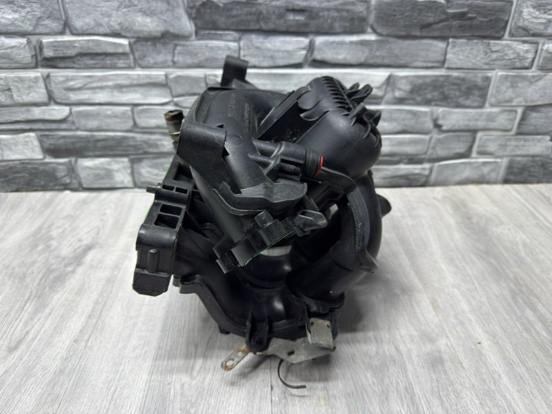 Коллектор впускной, 2600 рублей, Москва