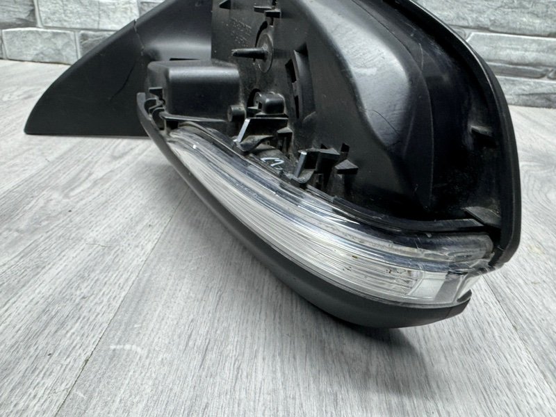 Зеркало левое, 2000 рублей, Москва