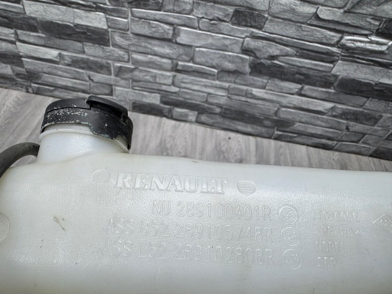 Бачок омывателя лобового стекла, 1000 рублей, Москва