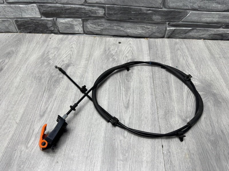 Трос замка капота, 8000 рублей, Москва