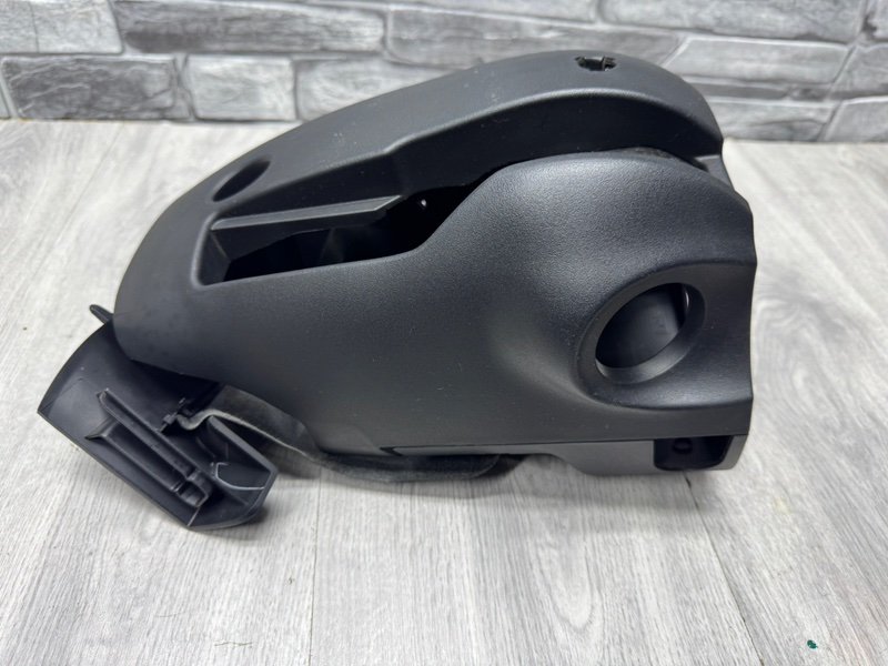 Кожух рулевой колонки, 1000 рублей, Москва