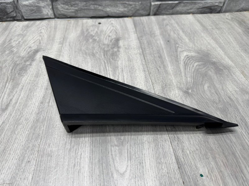 Накладка крыла, 500 рублей, Москва