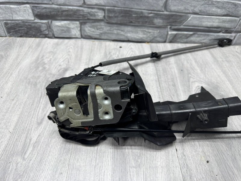 Замок двери передней правой, 1500 рублей, Москва