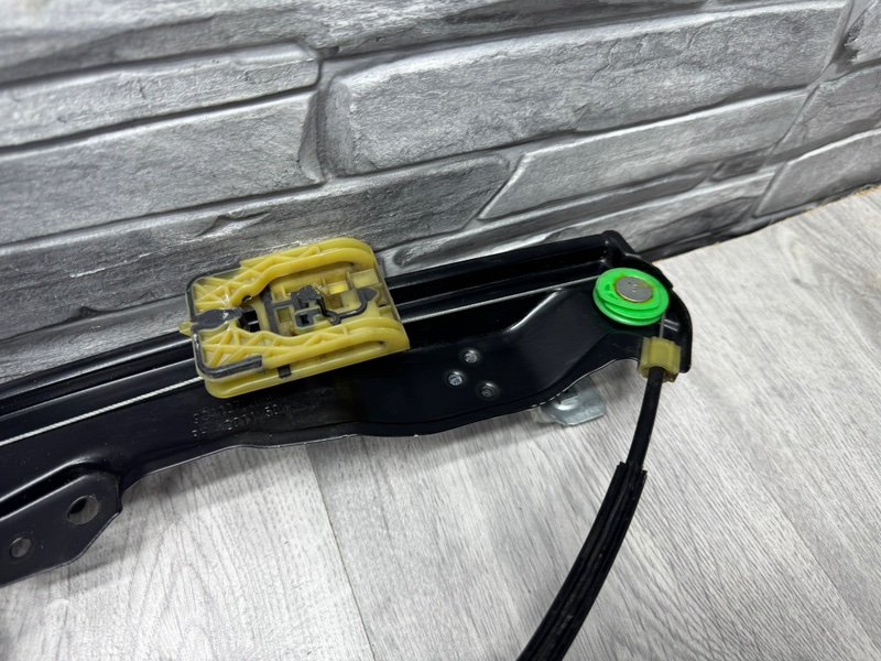 Стеклоподъемник передний, 1500 рублей, Москва