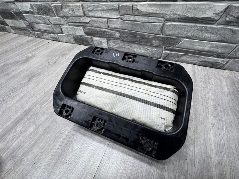 Подушка безопасности в торпедо, 3000 рублей, Москва