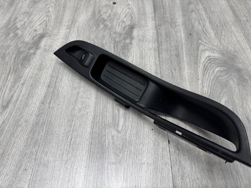 Кнопка стеклоподъемника, 950 рублей, Москва