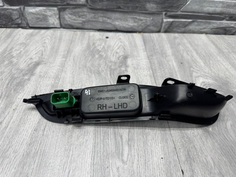 Кнопка стеклоподъемника, 950 рублей, Москва