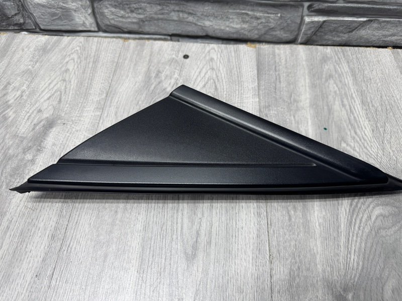 Накладка крыла, 500 рублей, Москва